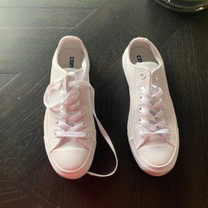 New converse chuck taylor leather